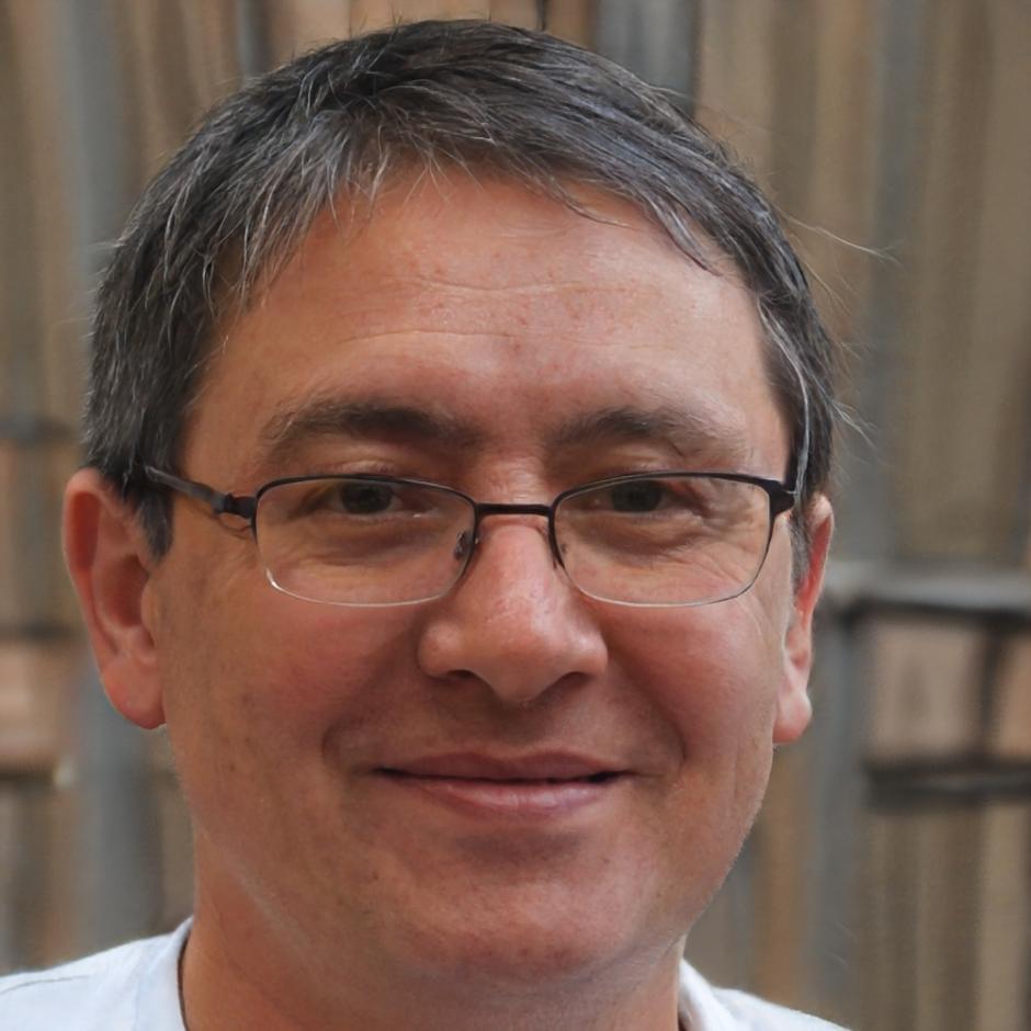 Portrait de Ludovic Berthelot, formateur expert en stratégie financière